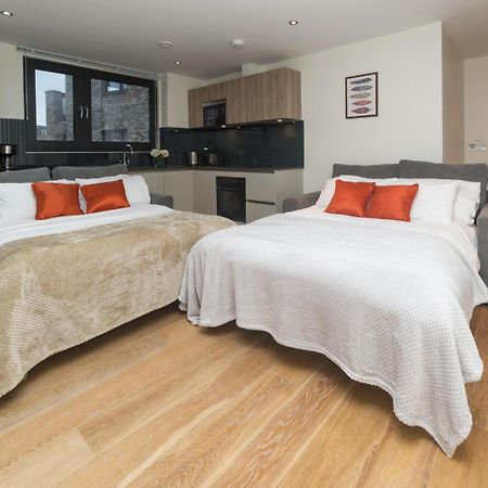 Central Tower Bridge Apartment Лондон Номер фото